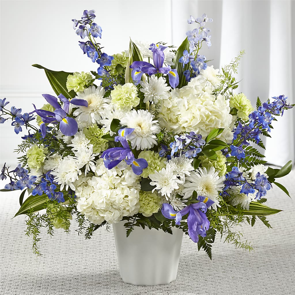 Soft Serenity Floor Basket – FLEUR & CO, Spartanburg SC