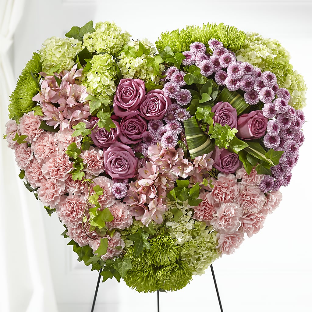 Heartwarming Standing Heart – FLEUR & CO, Spartanburg SC
