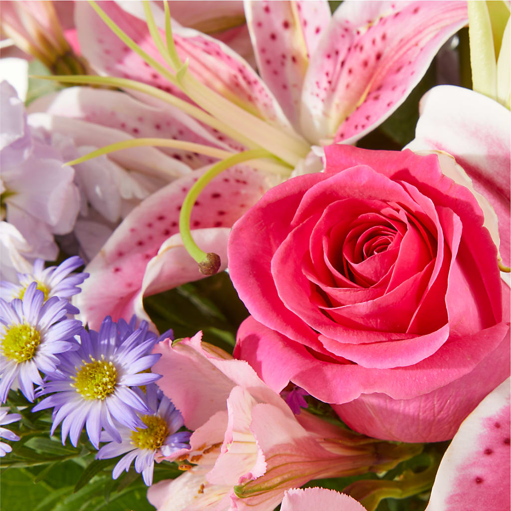 Pressing Petals Bouquet – FLEUR & CO, Spartanburg SC