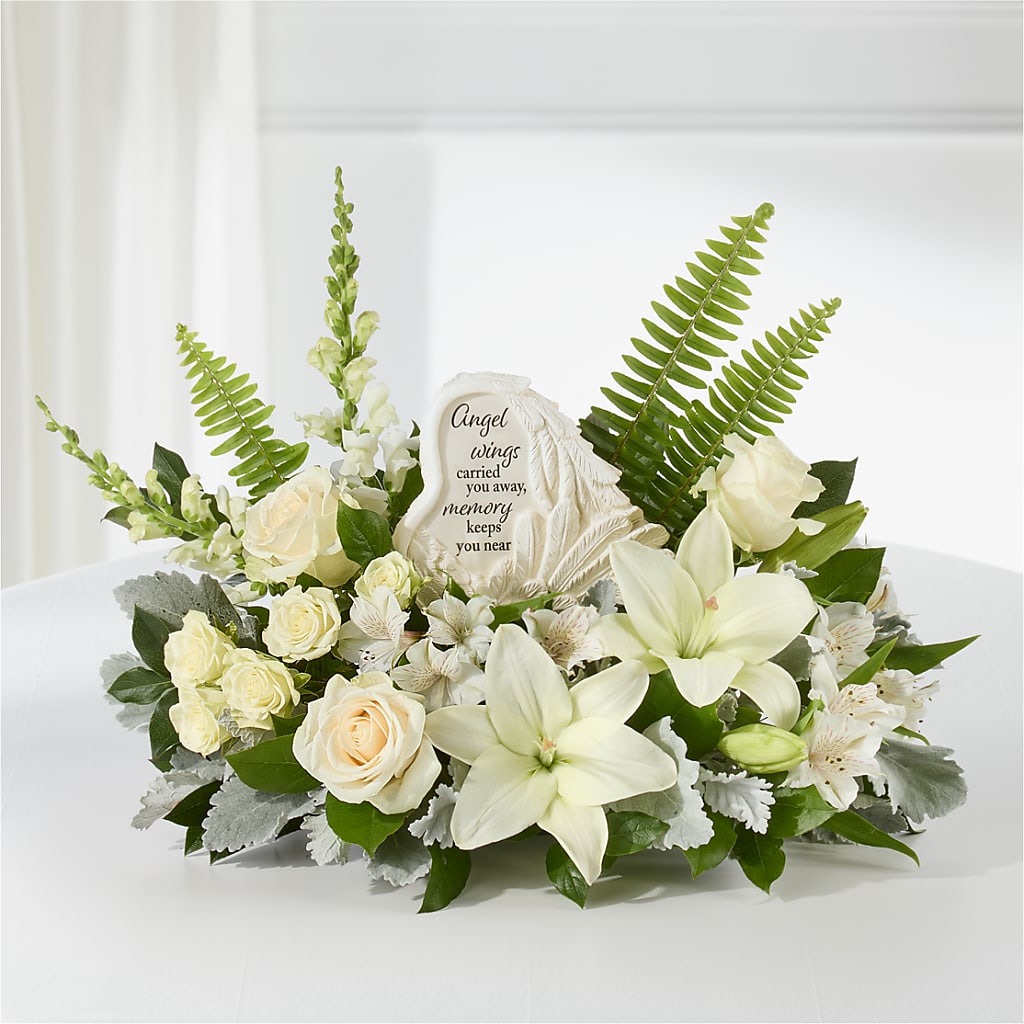 Holding You Close Arrangement – FLEUR & CO, Spartanburg SC