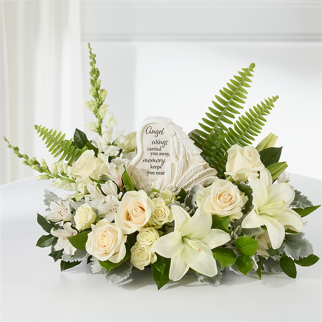 Holding You Close Arrangement – FLEUR & CO, Spartanburg SC