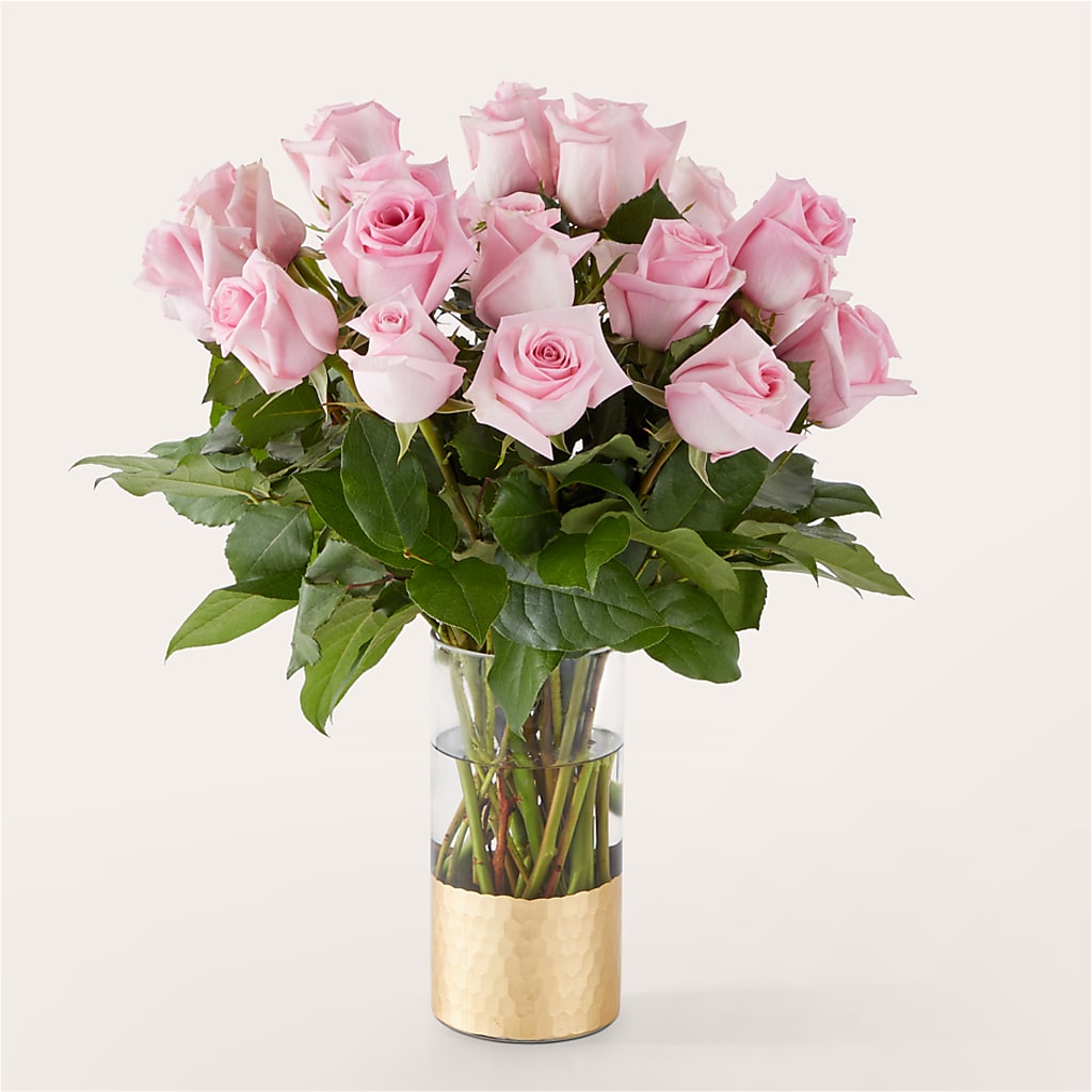 Picture Perfect Pink Rose Bouquet – FLEUR & CO, Spartanburg SC