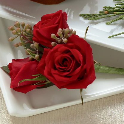 Red Spray Rose Boutonniere – FLEUR & CO, Spartanburg SC